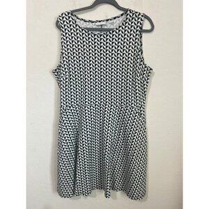 New York & Company Large Print Houndstooth Sz XL Dress with Stretch Black White